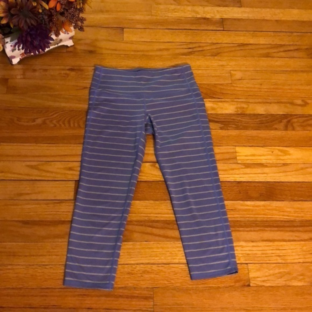 Athleta‎ Striped Crop Pants Size XS Purple/Grey 🔥
